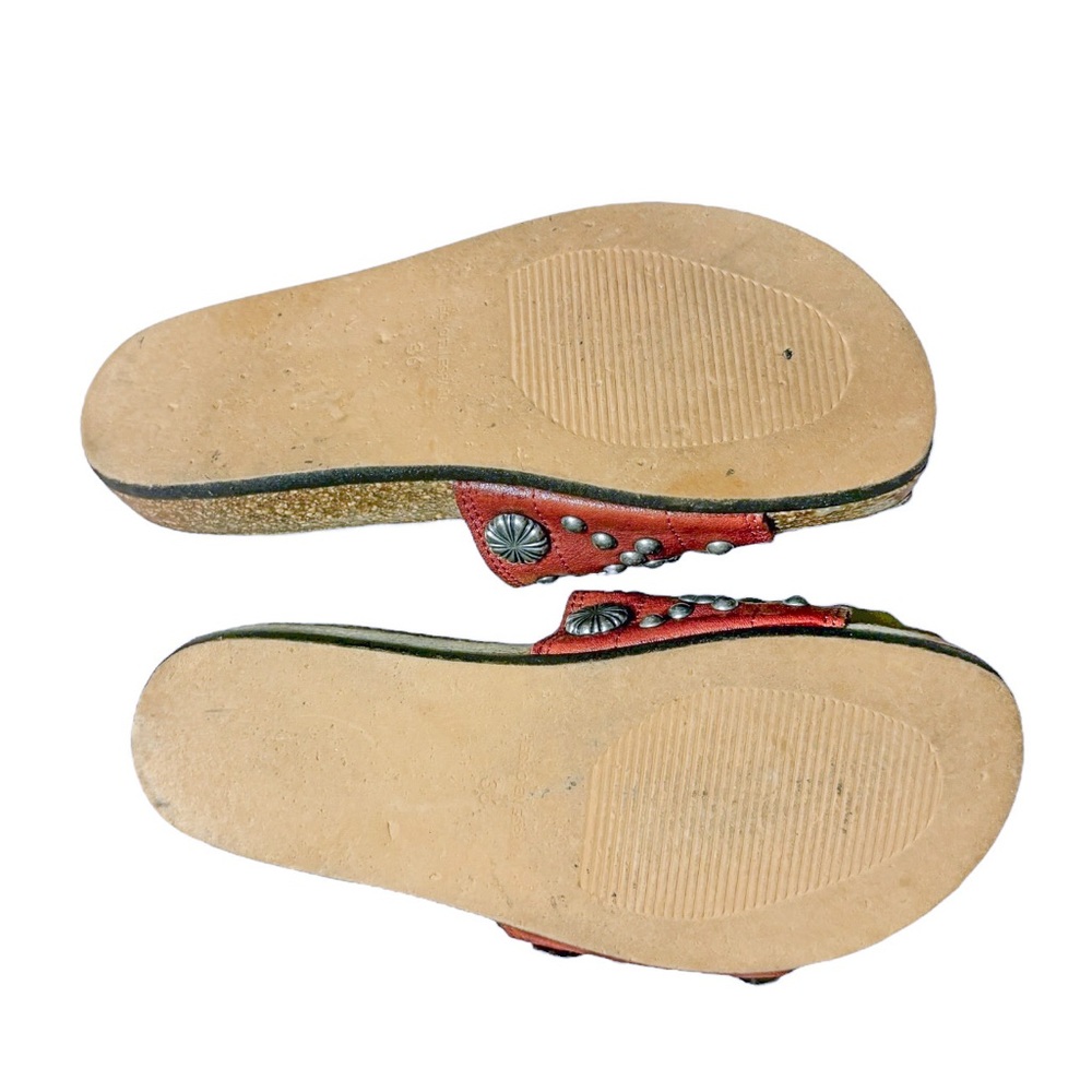Penelope Chilvers Sol Stud Leather Slides - Picture 5 of 9